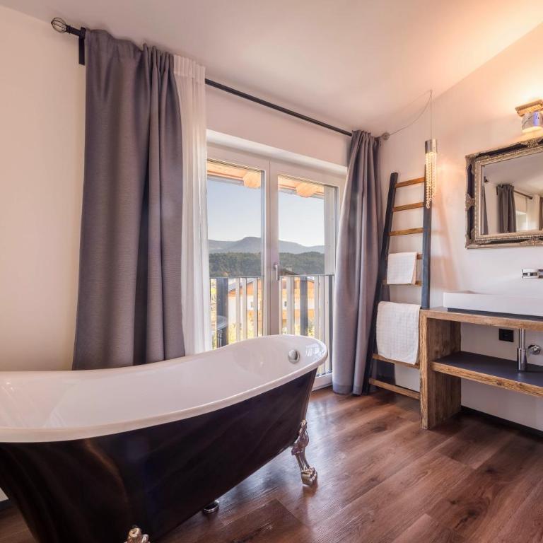 berg und tal - schlosserhaus 31 - Superior Apartment mit 1 Schlafzimmer und Balkon - 16