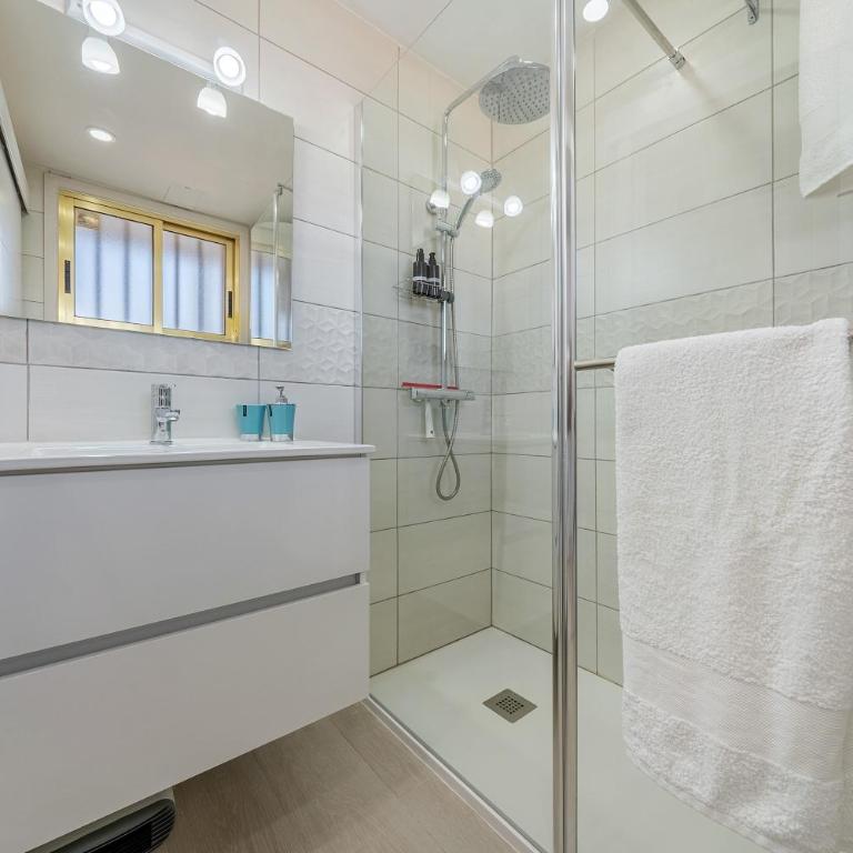 Salou apartment beach - Superior Apartment with City View - 17