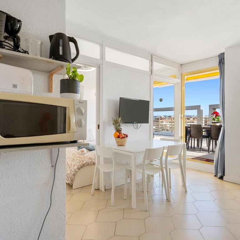 Salou apartment beach - Superior Apartment with City View - 13