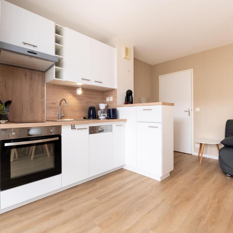 L'Optimist, parking, proche plages - Appartement 2 Chambres Deluxe avec Balcon - 9