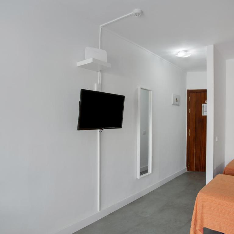 Estudio Yumbo Playa - Studio with Terrace - 14