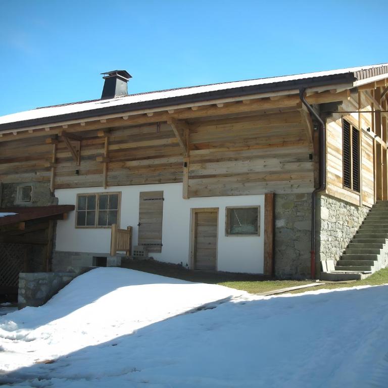 Appartement Le Lachat - Two-Bedroom Deluxe Apartment with Garden View - 25
