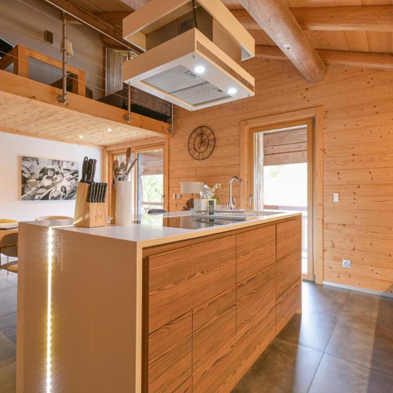 Appartement Le Lachat - Two-Bedroom Deluxe Apartment with Garden View - 3