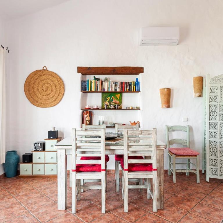 Casa Estefanía - Habitación Cuádruple con ducha - 12