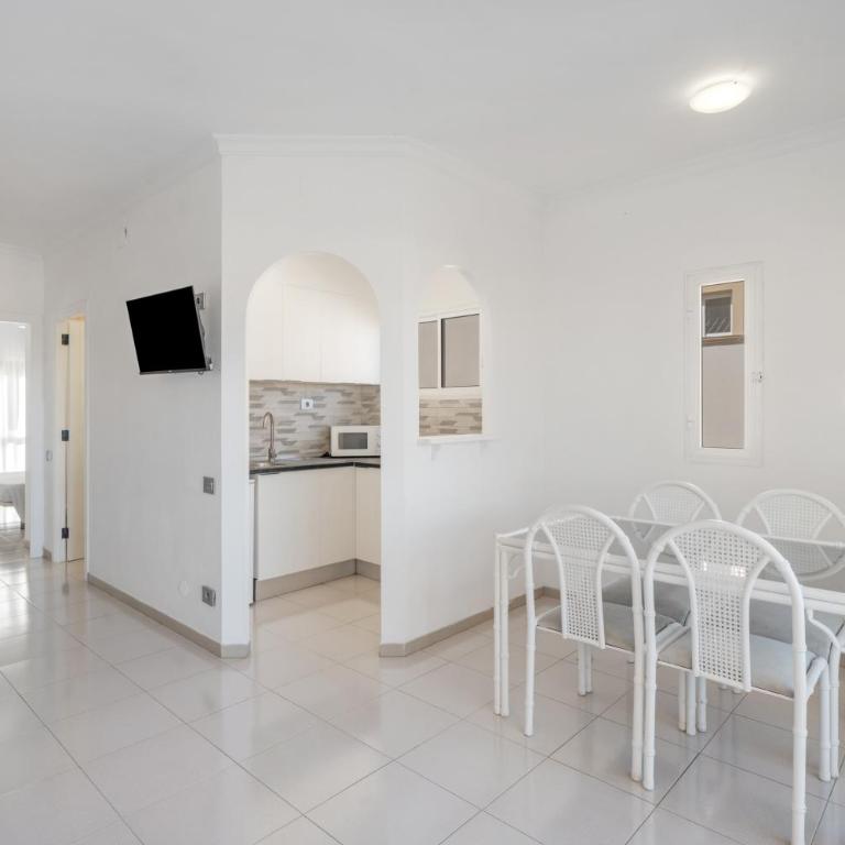 Michelangelo Resort Apartments 212 - Habitación Cuádruple con ducha - 21