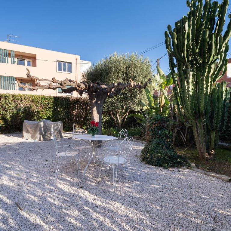Luxueux appartement près du port - Deluxe-Apartment mit 2 Schlafzimmern und Gartenblick - 26
