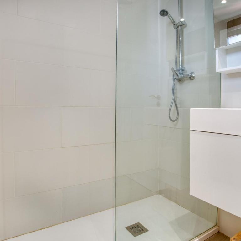 Old Side Duplex Platja d Aro - Apartamento Deluxe de 2 dormitorios con vistas al jardín - 16