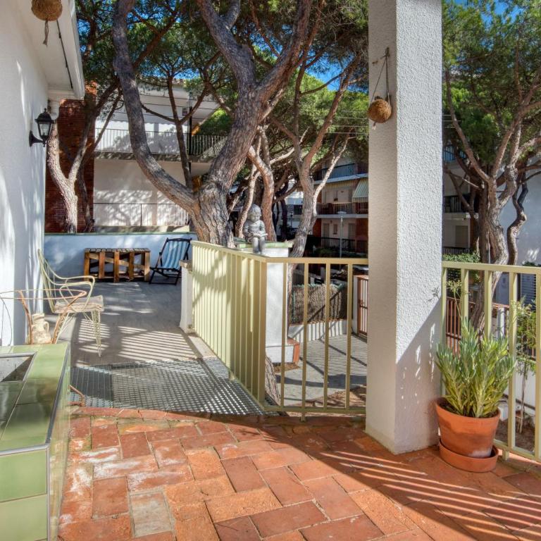 Old Side Duplex Platja d Aro - Apartamento Deluxe de 2 dormitorios con vistas al jardín - 22