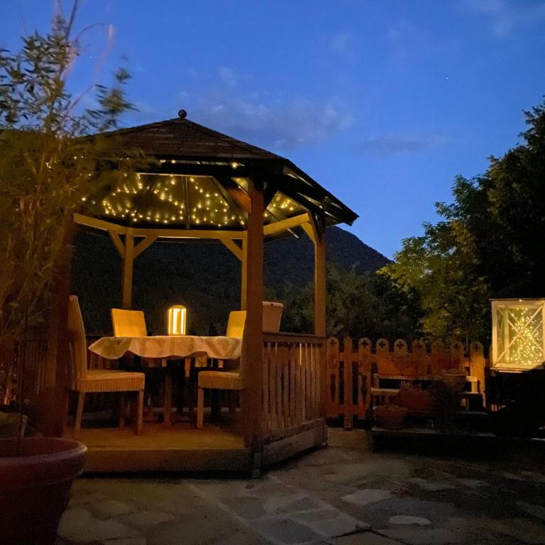 Gîte « chalet Des Heureux » - Appartement 1 Chambre - Vue sur Lac - 1