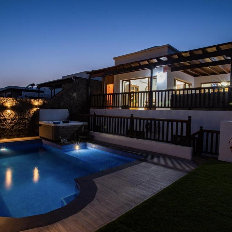 Villa Casa Blanca - Villa with Sea View - 2
