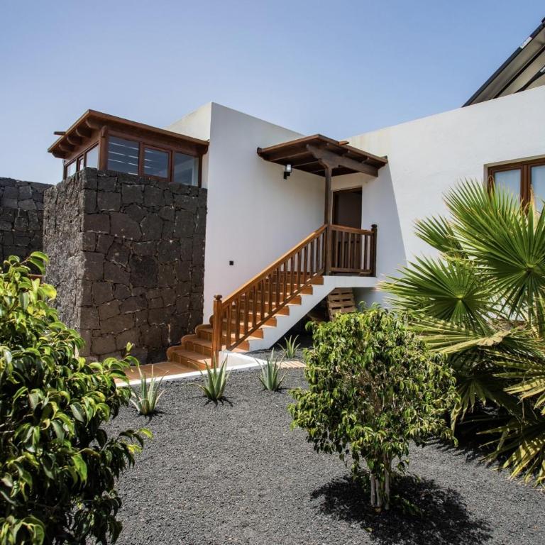 Villa Casa Blanca - Villa with Sea View - 44