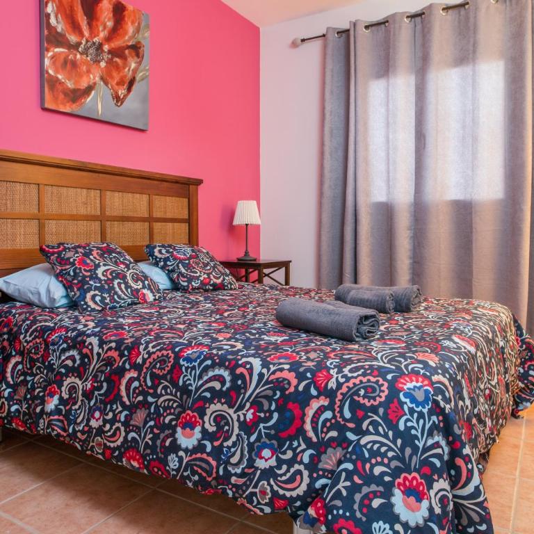 Apartamento El Muellito - Three-Bedroom Apartment with Water View - 11