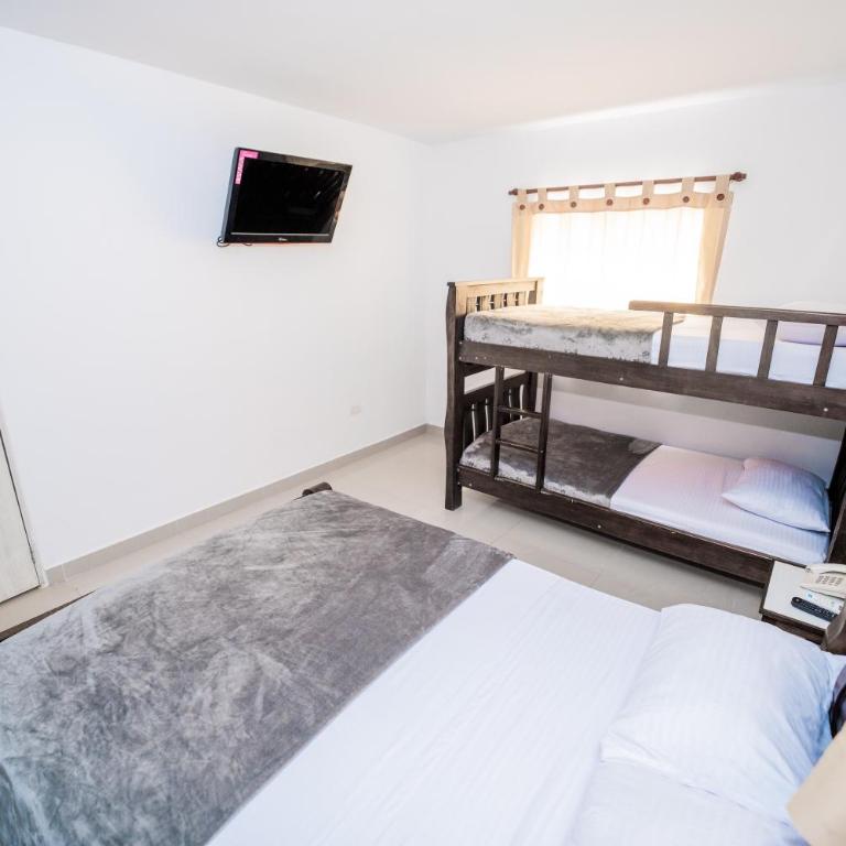 Hotel Chayrama - Family Double Room - 6
