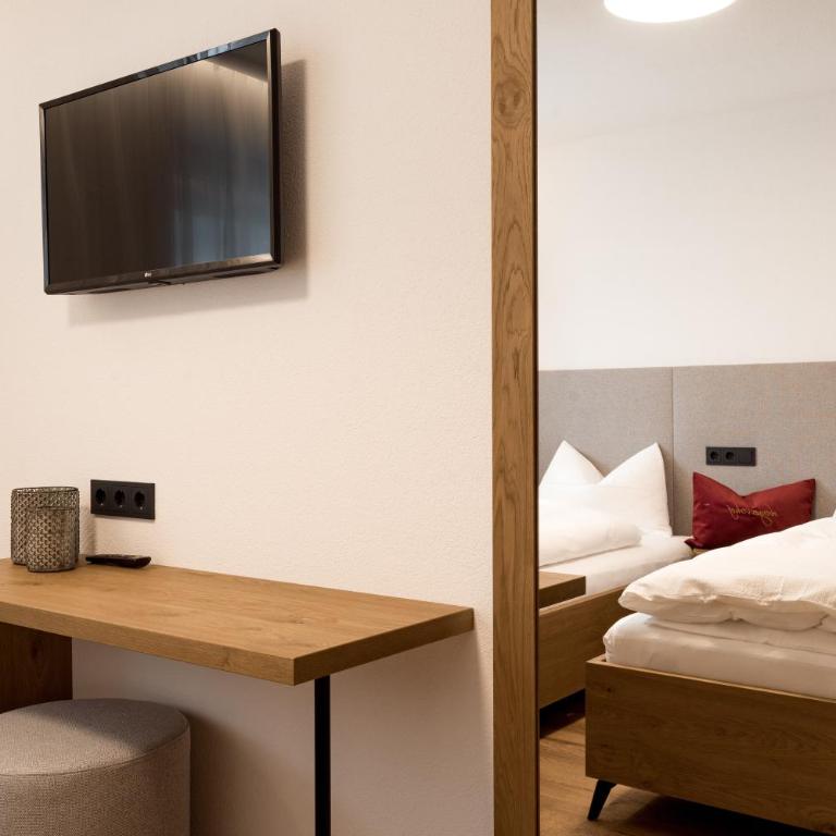 Obergasserhof Apt Tiroler - Appartamento Deluxe con 2 Camere da Letto e Vista Giardino - 15