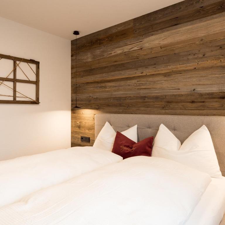 Obergasserhof Apt Tiroler - Appartamento Deluxe con 2 Camere da Letto e Vista Giardino - 2