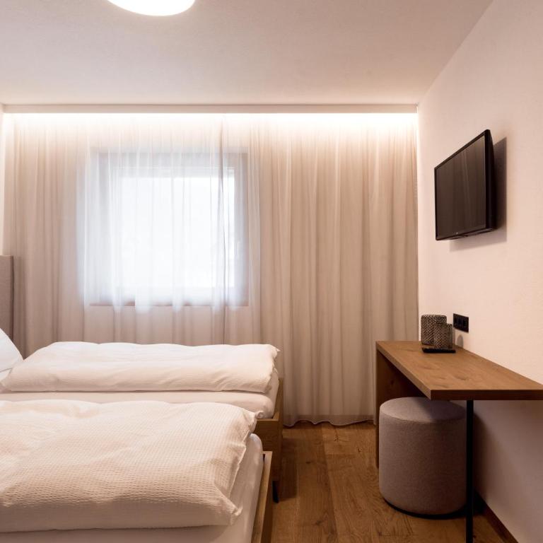 Obergasserhof Apt Tiroler - Appartamento Deluxe con 2 Camere da Letto e Vista Giardino - 11