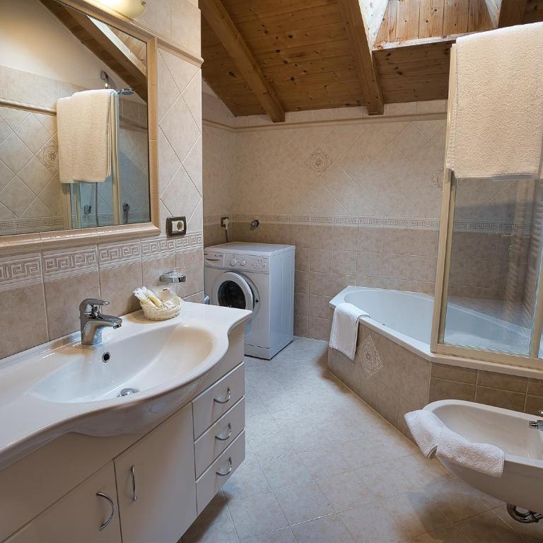 Aparthotel Monte 44 - Appartamento con 2 Camere da Letto e con Vista Montagna - 13
