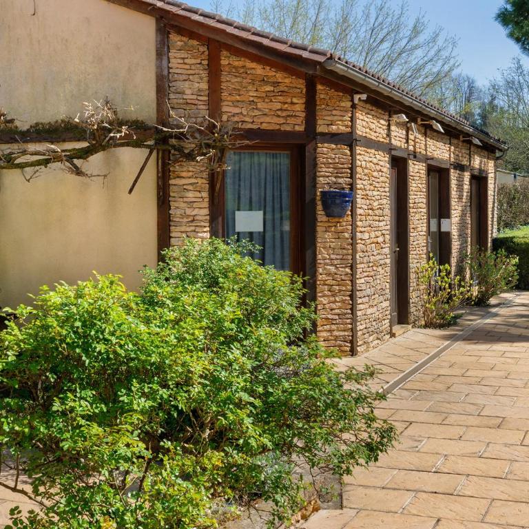 La Ferme de la Croix d'Allon - Double Room with Garden View - 12