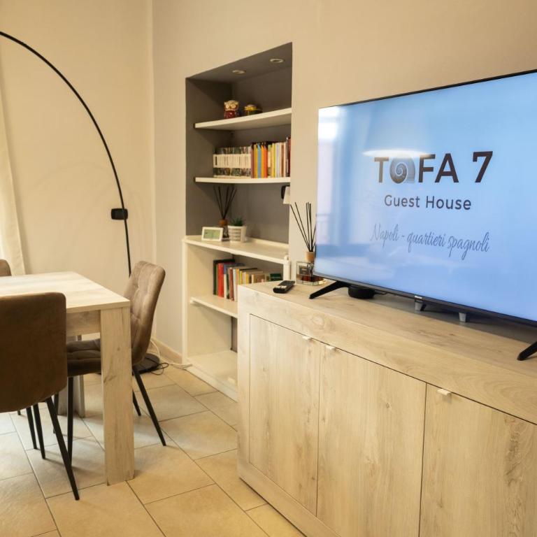 Tofa7 - Balcony on Toledo - Heart of Naples - Appartamento con 2 Camere da Letto - 10