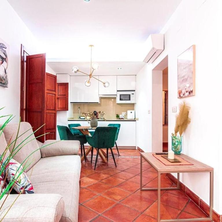 Las Setas Boutique - Vacacional Sevilla - Apartment with City View - 13