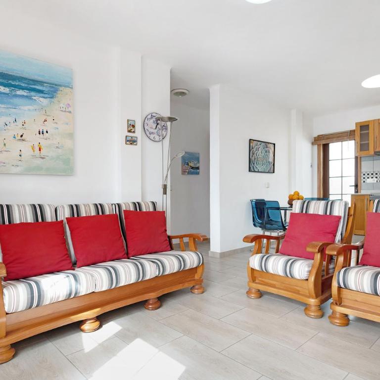 Puerto Chico 9 - Two-Bedroom Deluxe Apartment with Ocean View - 8