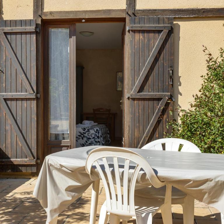La Ferme de la Croix d'Allon - Double Room with Garden View - 2