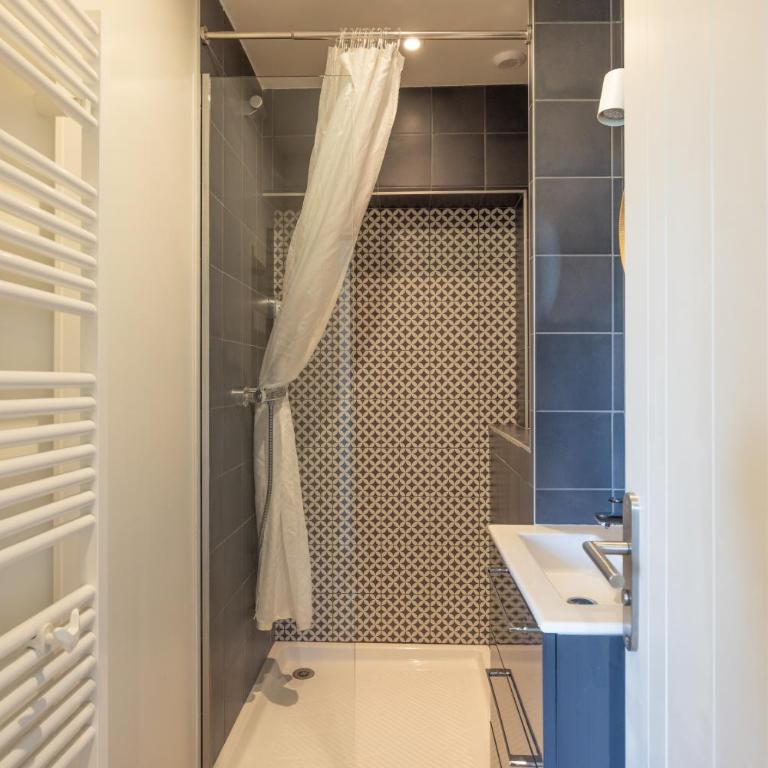 St Gervais Les Bains - Mont Blanc - Apartamento Deluxe de 2 dormitorios con vistas al jardín - 18