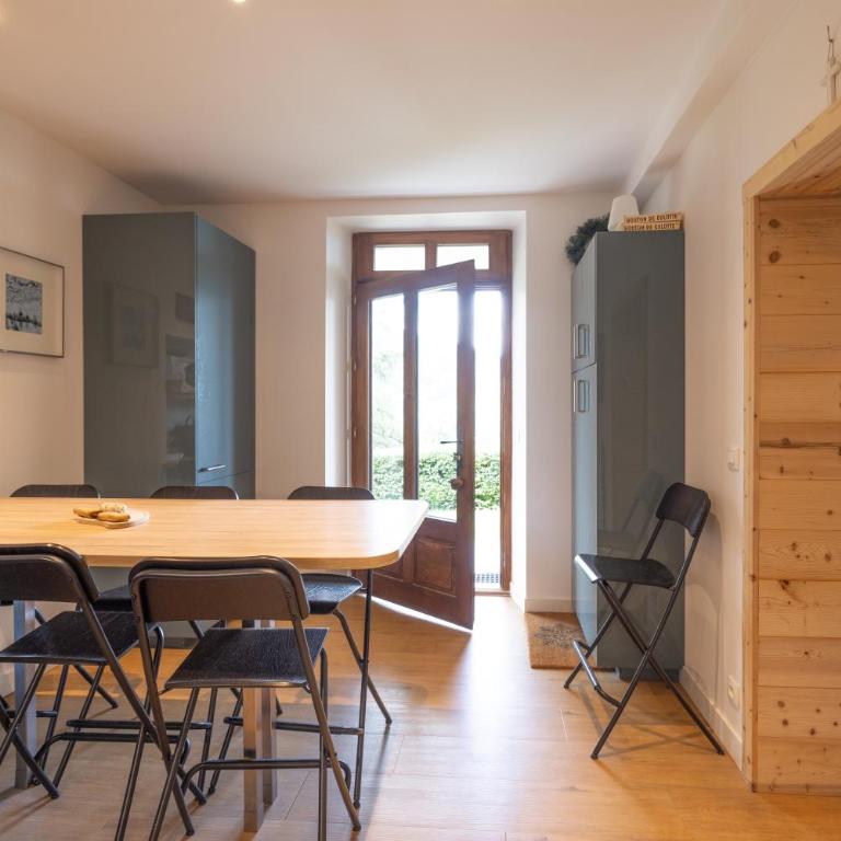 St Gervais Les Bains - Mont Blanc - Apartamento Deluxe de 2 dormitorios con vistas al jardín - 9