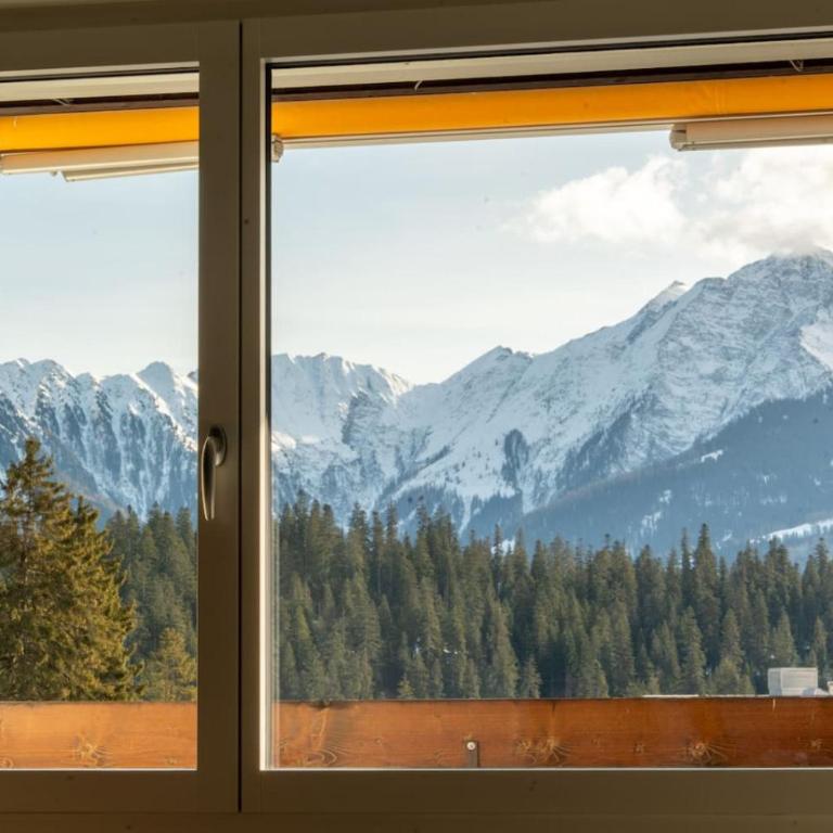 Retro Laax Apartment near Cable Car - Apartment - 13