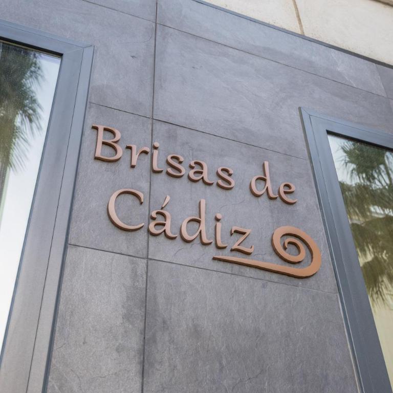 Apartamentos Brisas de Cádiz 2 - Habitación Triple con ducha - 22
