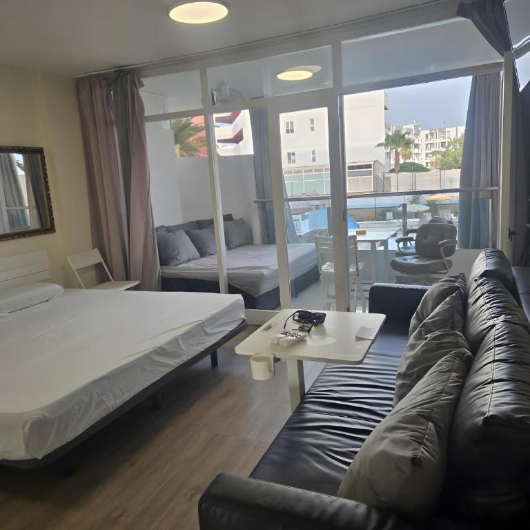 Apartamento Yumbo Roque Nublo - Superior One-Bedroom Apartment with Balcony - 1