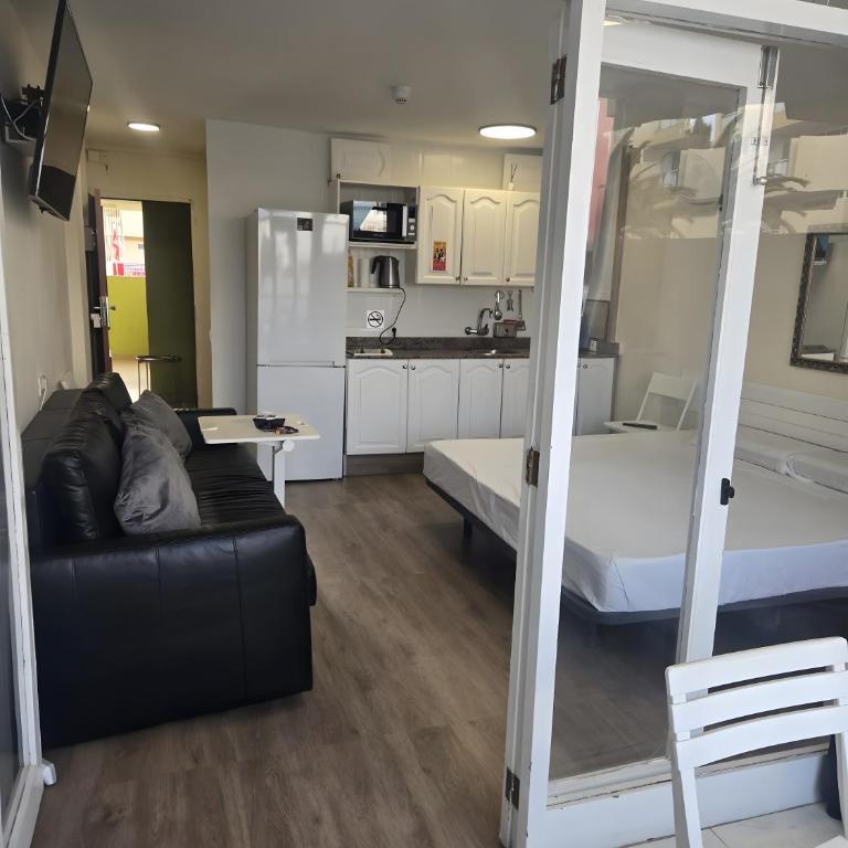 Apartamento Yumbo Roque Nublo - Superior One-Bedroom Apartment with Balcony - 3