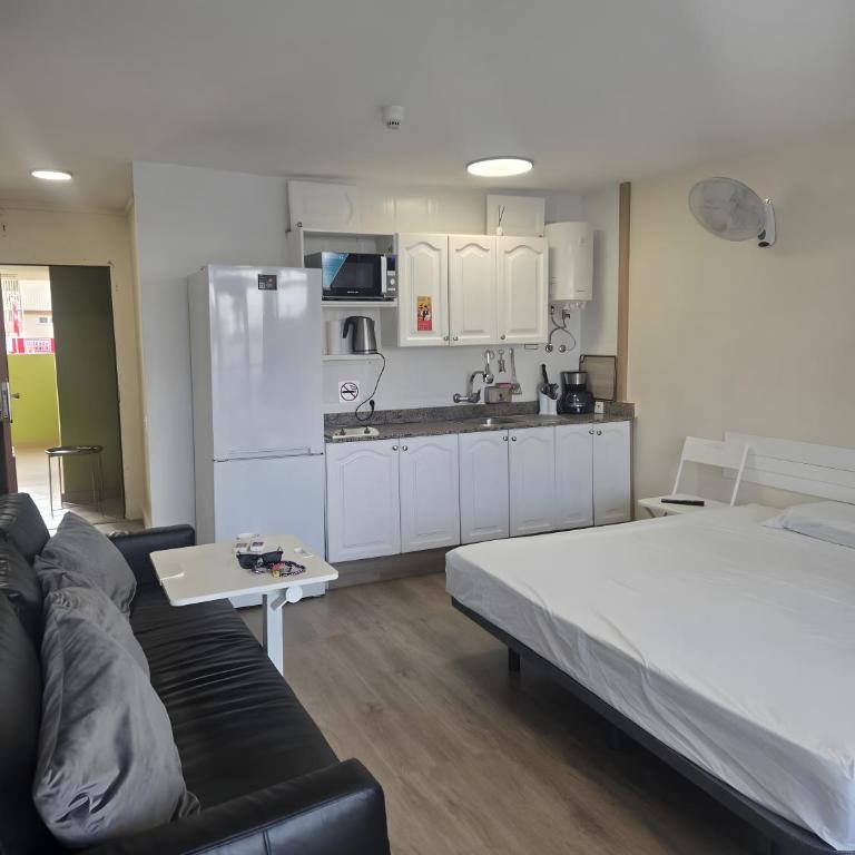Apartamento Yumbo Roque Nublo - Superior One-Bedroom Apartment with Balcony - 8