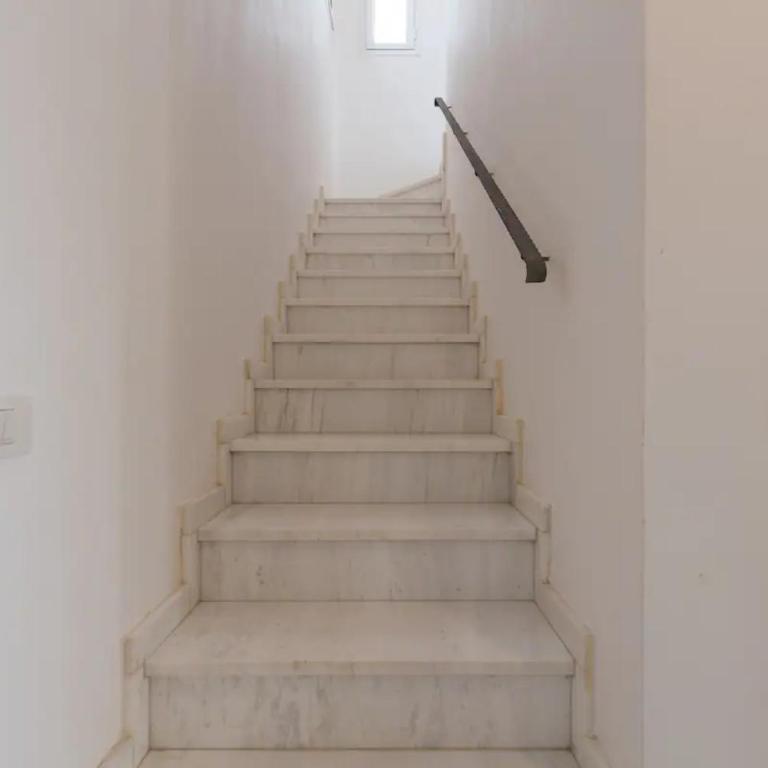Villa Linda - Three-Bedroom House - 12
