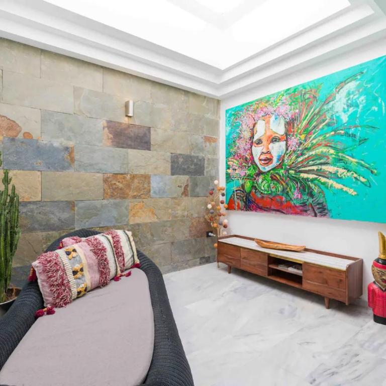 Villa Linda - Three-Bedroom House - 20