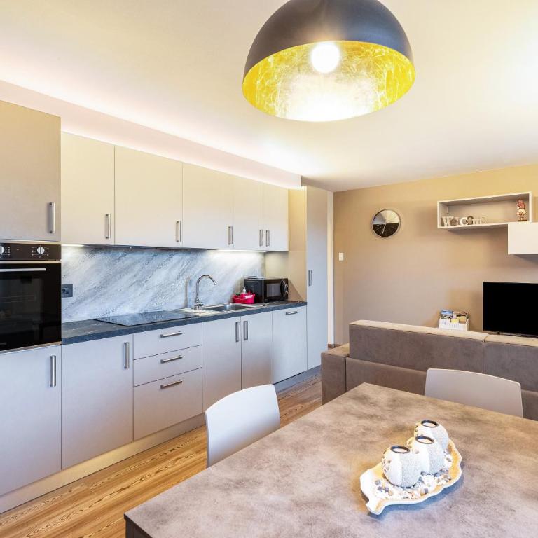 La Sorgente Ville di Fiemme - Two-Bedroom Deluxe Apartment with Garden View - 7