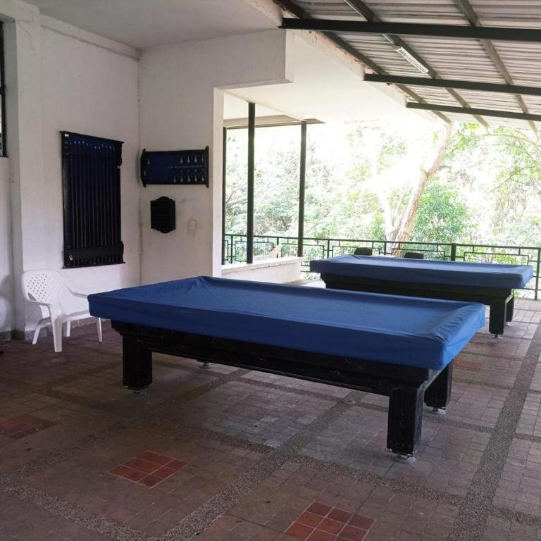 Apto con piscina en el centro de melgar - Condominio - Apartamento de 3 dormitorios - 18