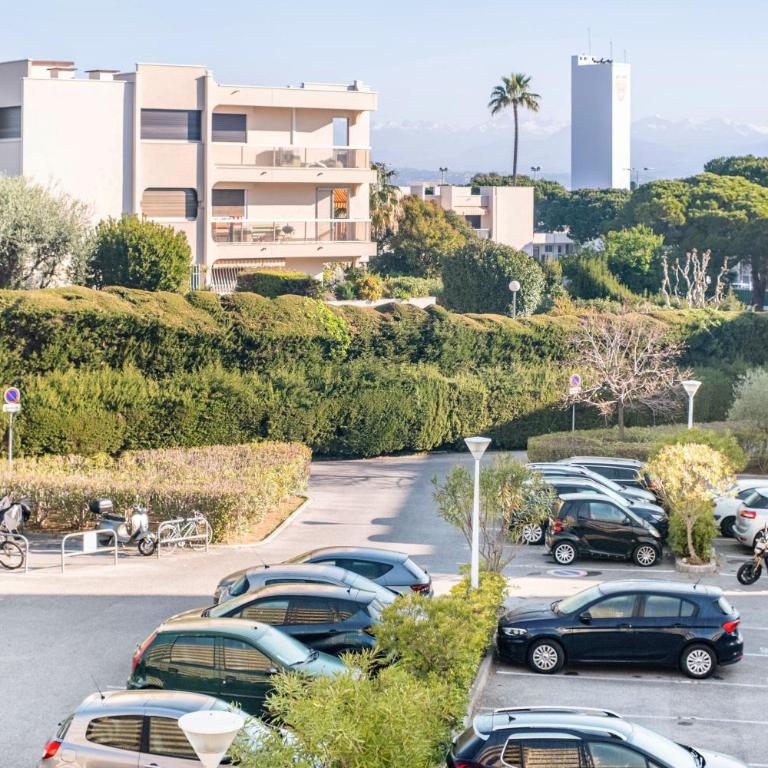 Le Vauban grand 2 pièces parking - Maison 1 Chambre - 22