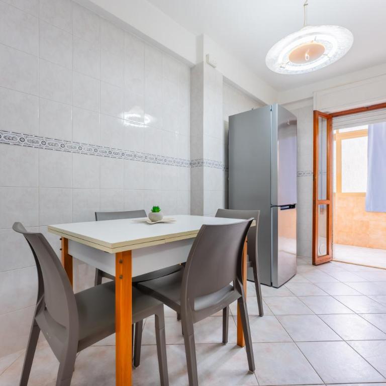 Appartamento a 10 minuti dal mare - Appartamento Deluxe con 2 Camere da Letto e Balcone - 8