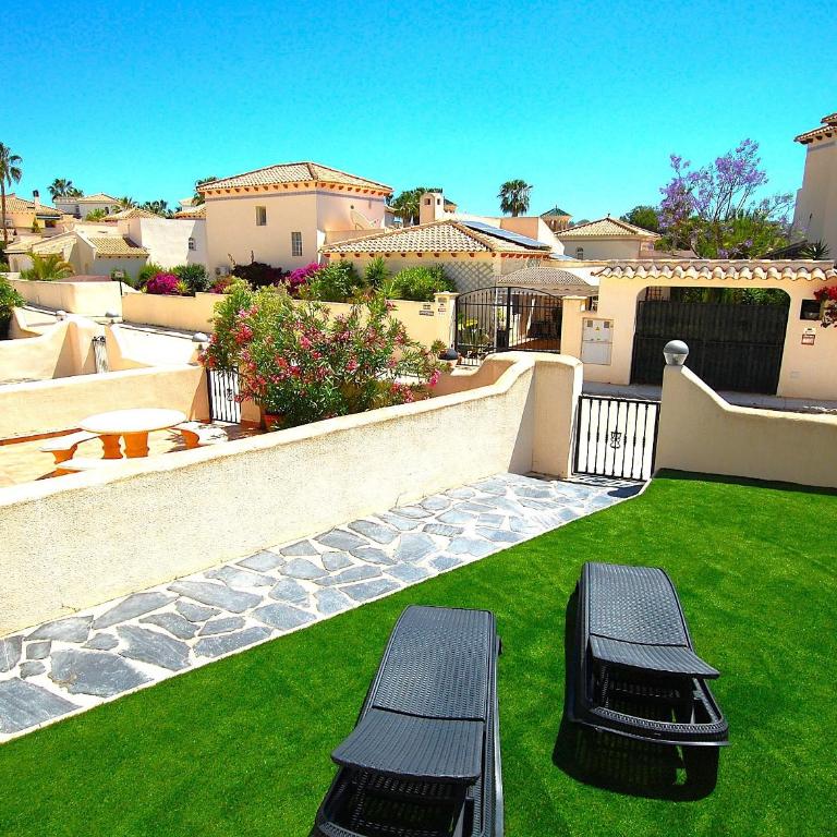 Beautiful House in a quiet area - Casa de 2 dormitorios - 6