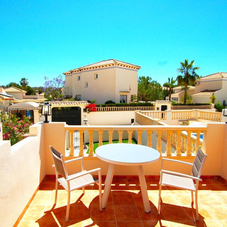 Beautiful House in a quiet area - Casa de 2 dormitorios - 2