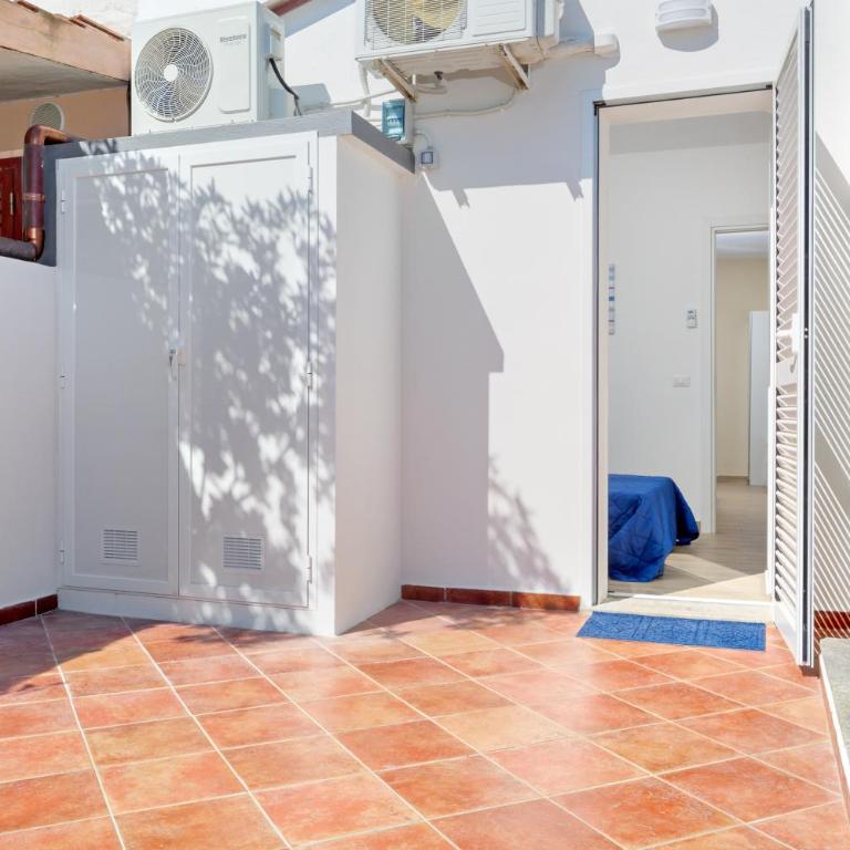 Sea Wave House - One-Bedroom House - 12