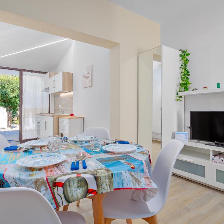 Sea Wave House - One-Bedroom House - 3