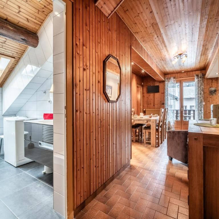 Appartement chalet - Le Vnipi - Two-Bedroom Deluxe Apartment with Garden View - 19