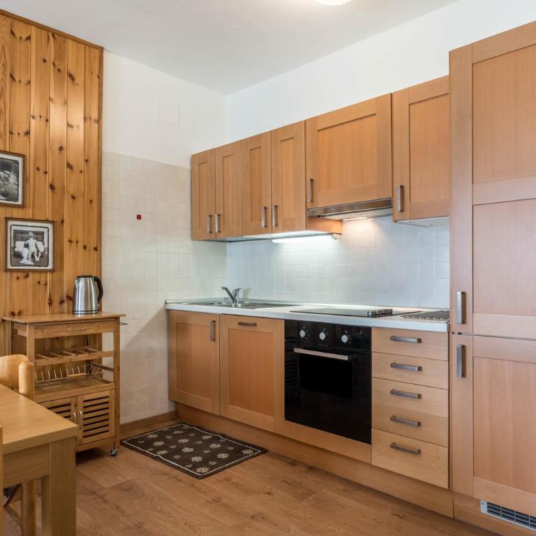 Appartamento Adamello Casa Lucia - Appartamento Deluxe con 2 Camere da Letto e Vista Giardino - 6