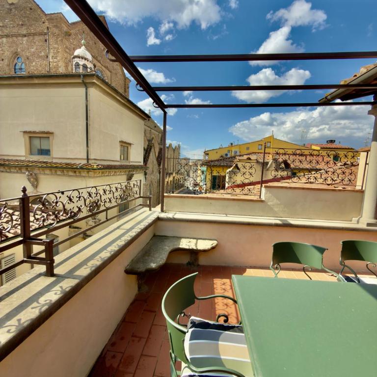 Via San Giuseppe 30 ,sul tetto di FIRENZE - Appartamento con 2 Camere da Letto e Terrazza - 64