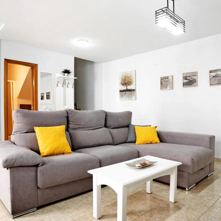 Adosado Conil Centro - familias - Apartamento Premium de 3 dormitorios con balcón - 5