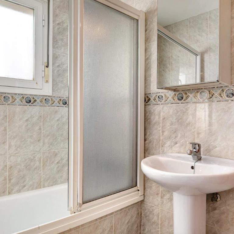 Adosado Conil Centro - familias - Apartamento Premium de 3 dormitorios con balcón - 14