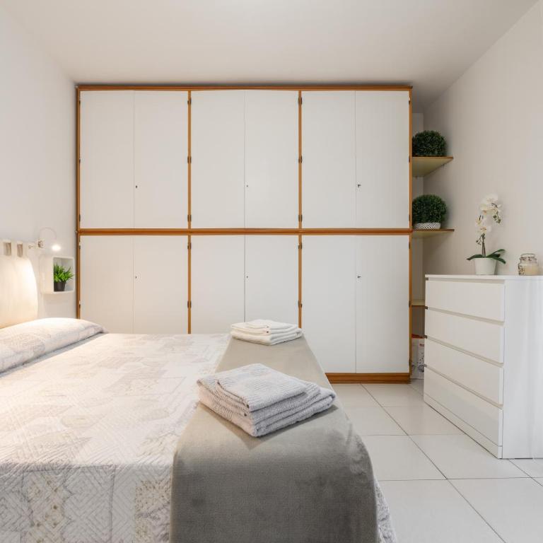 La Casa di Mia - Appartamento Superior con 1 Camera da Letto e Balcone - 12