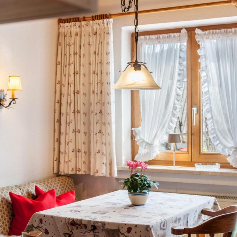 Häuserl - Apartment mit 1 Schlafzimmer und Gartenblick - 3